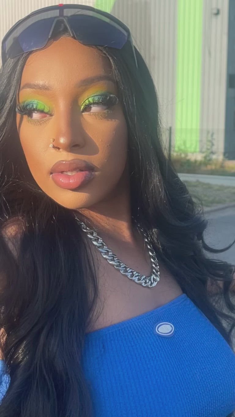 Perruque Kendra - Cheveux Ondulé Noir Semi Naturelle / Kendra Wig - Semi Natural Wig