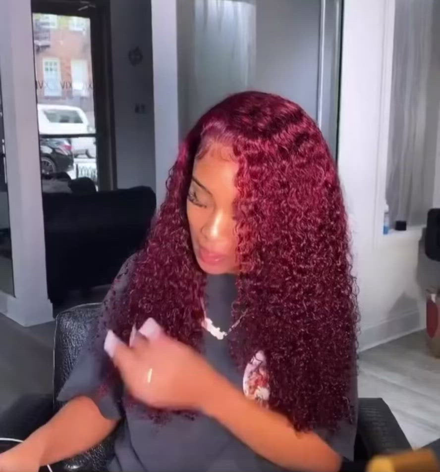 Perruque Melissa - Cheveux Bouclés Bordeaux / Melissa Wig - Curly Hair Burgundy